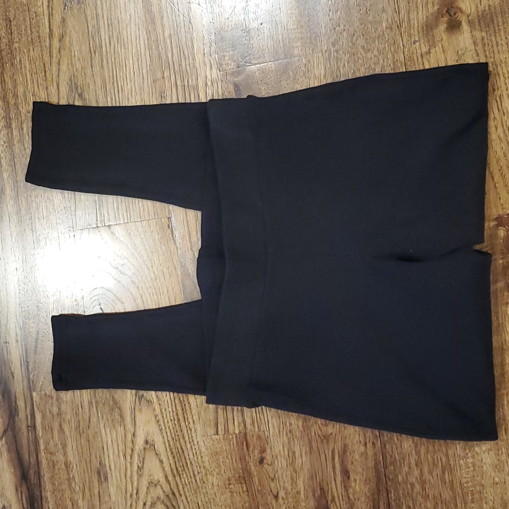 Womens Torrid black crop leggings size 0
